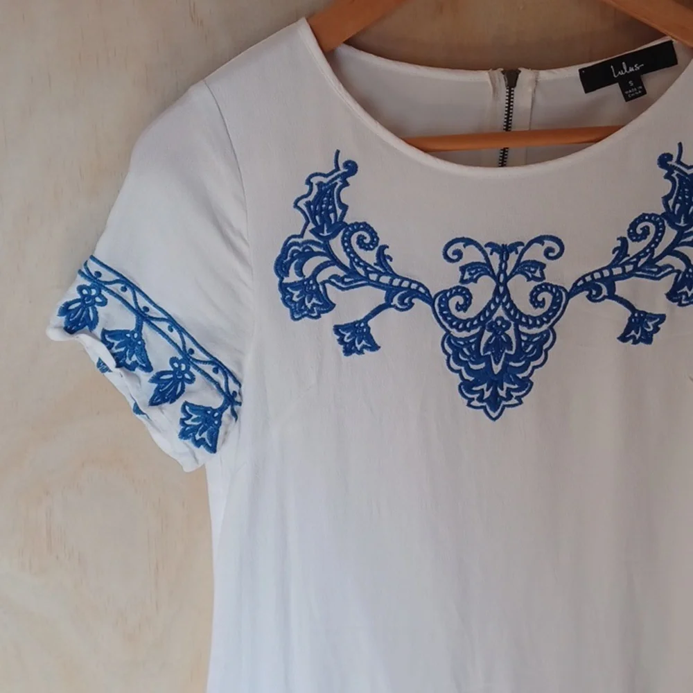 Lulus Tale To Tell Embroidered Shift Mini Dress, Short Sleeve, Blue, Ivory